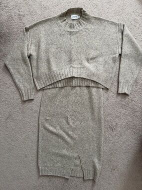 SNDYS Beige Ribbed-Neck Sweater & Skirt Set